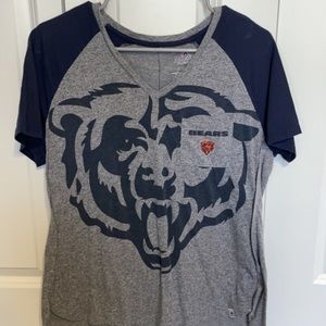 Chicago Bears tee with a pocket.